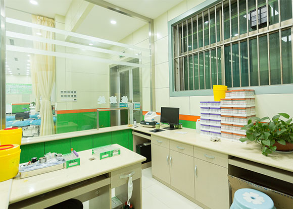 安居醫(yī)院智能公共衛(wèi)生服務(wù)大廳—健康小屋安裝完畢 安居醫(yī)院智能公共衛(wèi)生服務(wù)大廳—健康小屋安裝完畢